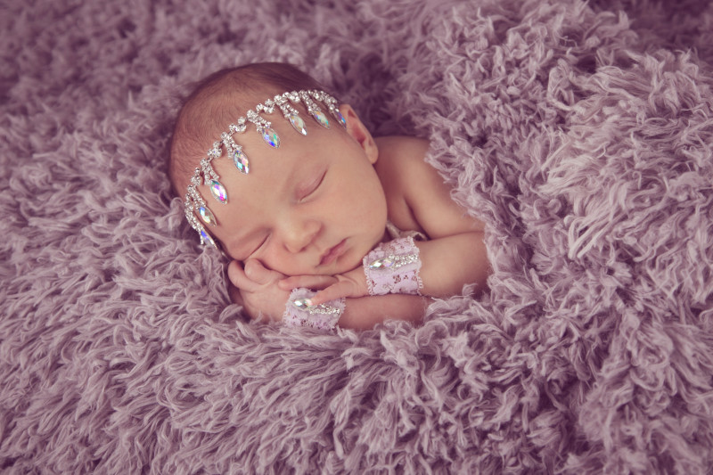 buffalo-newborn-photography-newborn-baby-girl.jpg