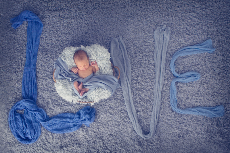 buffalo-newborn-photography-newborn-set-love.jpg