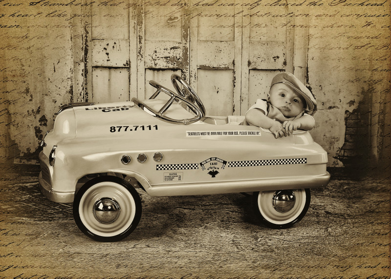 buffalo-newborn-photography-newborn-set-taxi-buffalo-taxi.jpg