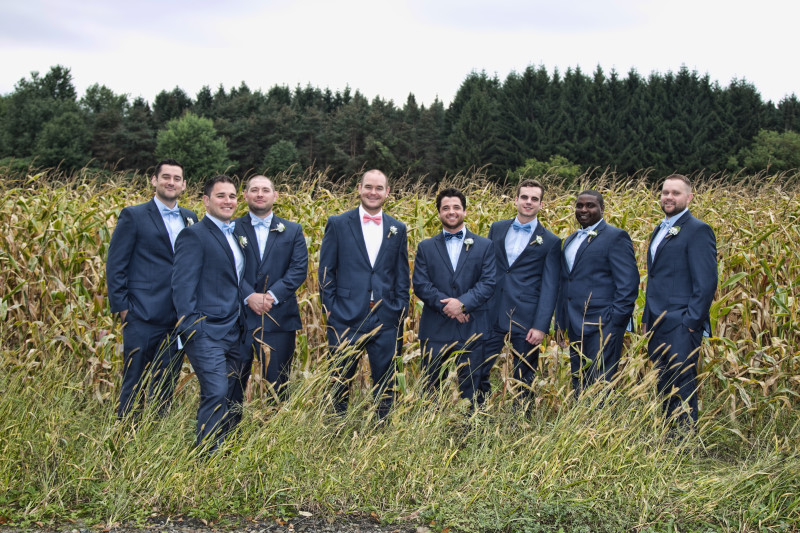 groomsman-photo-buffalo-weddings.jpg