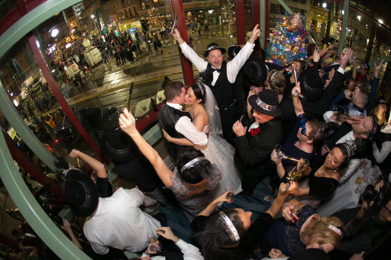 new-years-eve-wedding-photography-buffalo-hotel-hyatt-fireworks.jpg