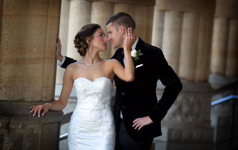 Buffalo-weddings-bride-and-groom-City-Hall-2