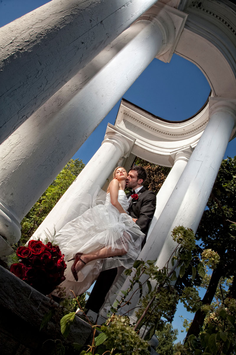 Delaware-Park-rose-garden-wedding-photo-2