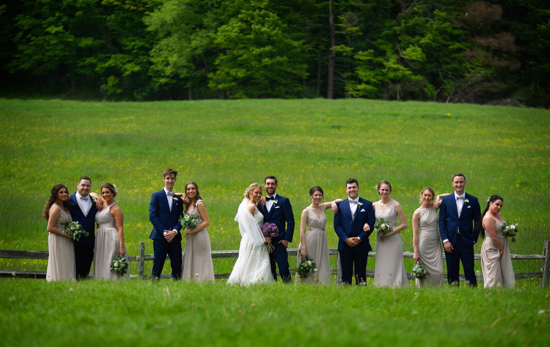 outdoor wedding at Knox Farm