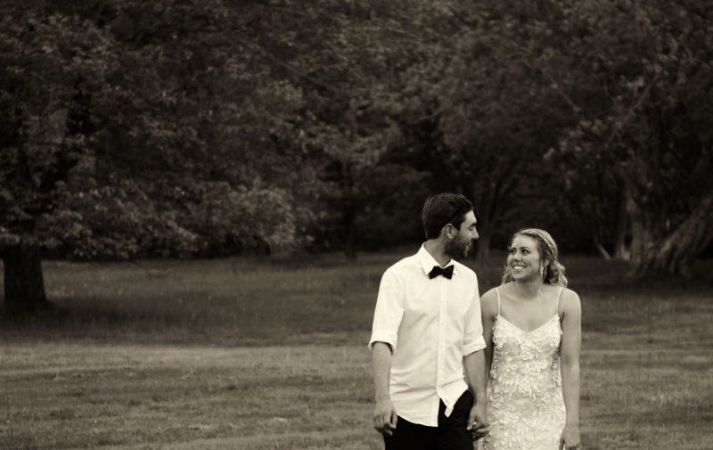 bride and groom photo at Knox farm